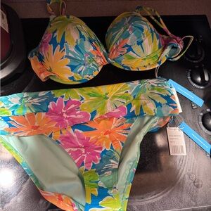 Floral Tropical Underwire Bikini Set - Multicolor size 14
